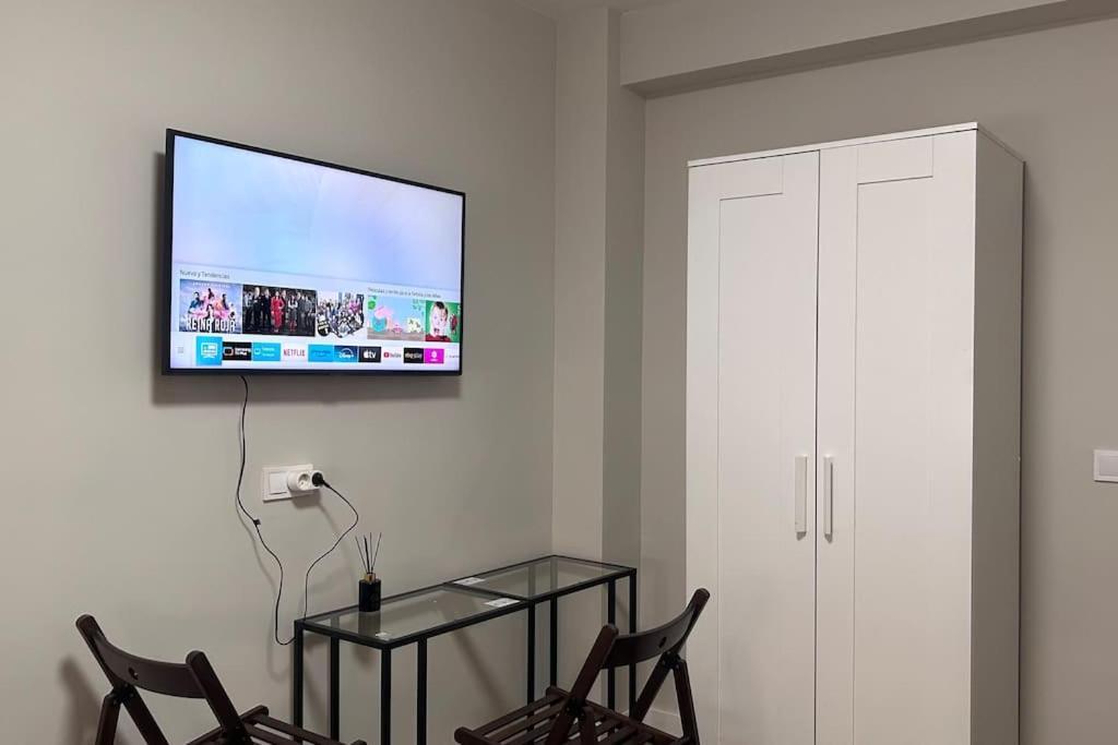 Apartmán Meta Habitat Ramon Lujan A Madrid Exteriér fotografie
